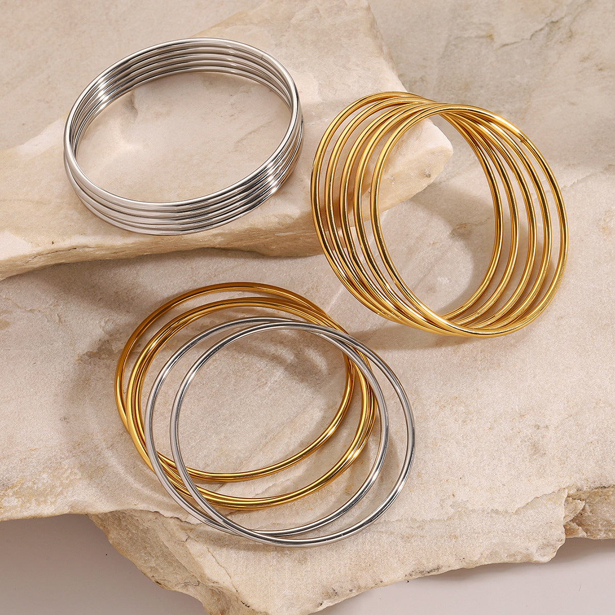 Shannon™ — Goudkleurige Armbanden Set