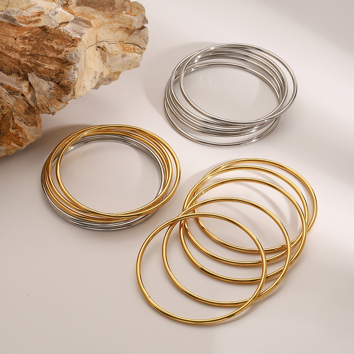 Shannon™ — Goudkleurige Armbanden Set