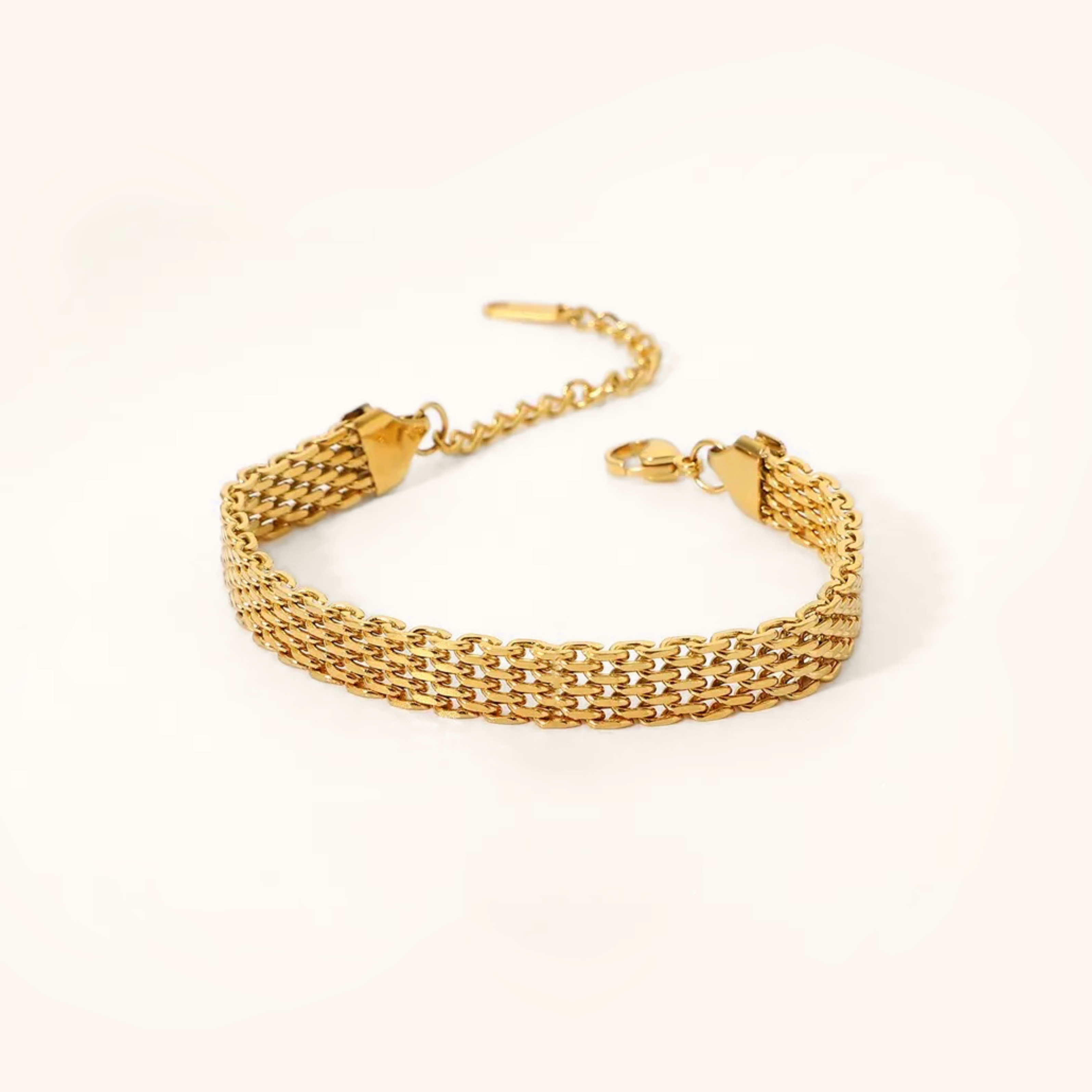 Imara™ — Goudkleurige Schakelarmband